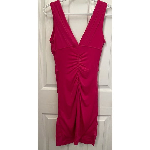 Le Chateau NWT Dress Size Small - Picture 3 of 3